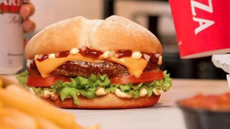 La compañía nacional Mostaza busca postulantes que cuenten con estudios secundarios terminados y experiencia comprobable en el rubro gastronómico.