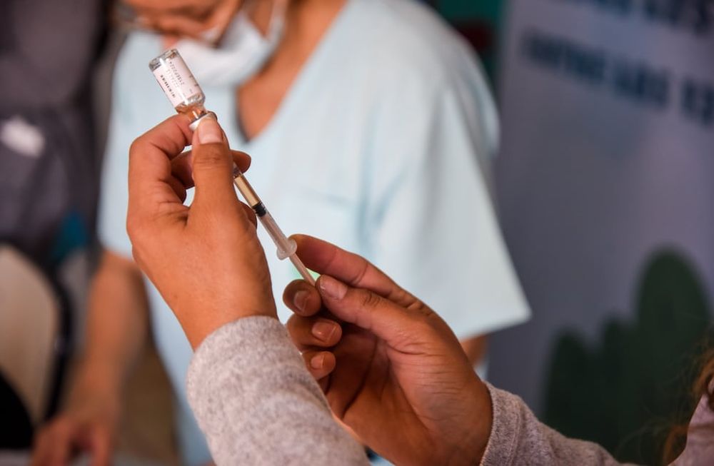 Campaña de vacunación en escuelas de la Ciudad alcanzará a más de 550 niños