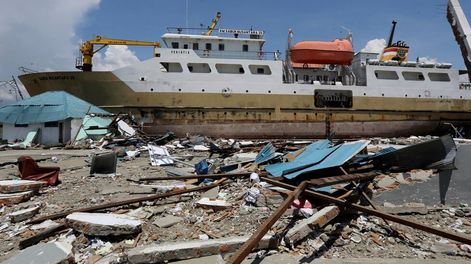 Ya son más de 1200 los muertos por el terremoto y tsunami en Indonesia
