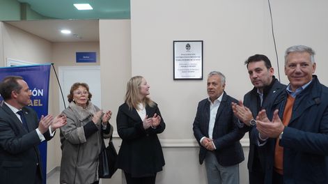 El gobernador Alfredo Cornejo y la vicegobernadora Hebe Casado inauguraron un Centro Cívico en San Rafael.