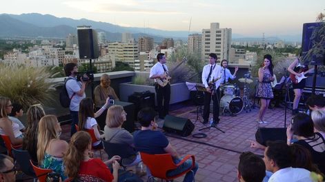 Una década de música y vinos en las alturas