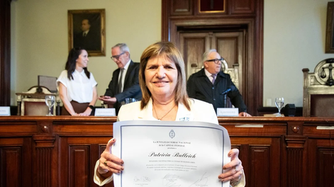 Patricia Bullrich y sus compañeros de lista fueron proclamados como legisladores nacionales.