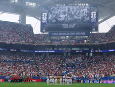 Los jugadores de Noruega e Inglaterra homenajearon a Jayden Adams con un minuto de silencio antes del duelo de cuartos de final disputado en Miami.