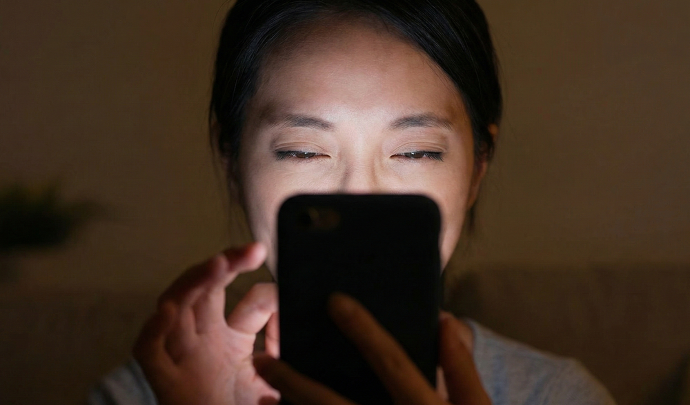 El impacto del uso de celulares sobre la salud visual