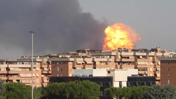 Una potente explosión registrada este viernes en una estación de servicio del barrio Prenestino, en el sureste de Roma, dejó al menos 27 heridos