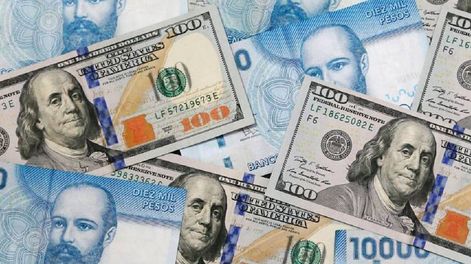 La suba del dólar blue impactó de lleno en el precio del peso chileno blue en las cuevas de Mendoza.