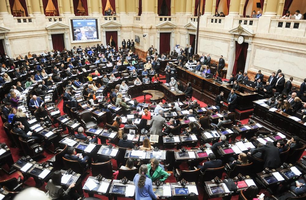 Tras dos meses de inactividad en Diputados, tuvo lugar una maratónica sanción que le dio media sanción al proyecto de ley que busca aliviar a los deudores que tomaron créditos UVA. Foto Federico Lopez Claro