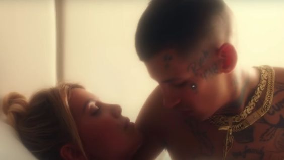 Imágenes del videoclip de la canción de L-Gante.