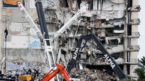Los Andes | Durante varios días, un grupo de rescatistas buscaron sobrevivientes en el edificio derrumbado de Surfside, Miami.