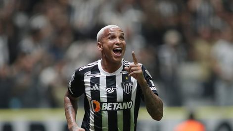 Los Andes | Deyverson, del Atlético Mineiro, festeja luego de marcar ante River. / Foto: AP