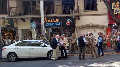 El lunes 25 de abril María Delicia Rearte cumplió 99 años y recibió una sorpresa en la puerta de su casa en el centro de Mendoza.