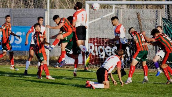 A la carga. Huracán aguantó a pie firme los embates de Círculo Deportivo en el complemento y sumó tres puntos clave. / Gentileza Prensa Círculo Deportivo.