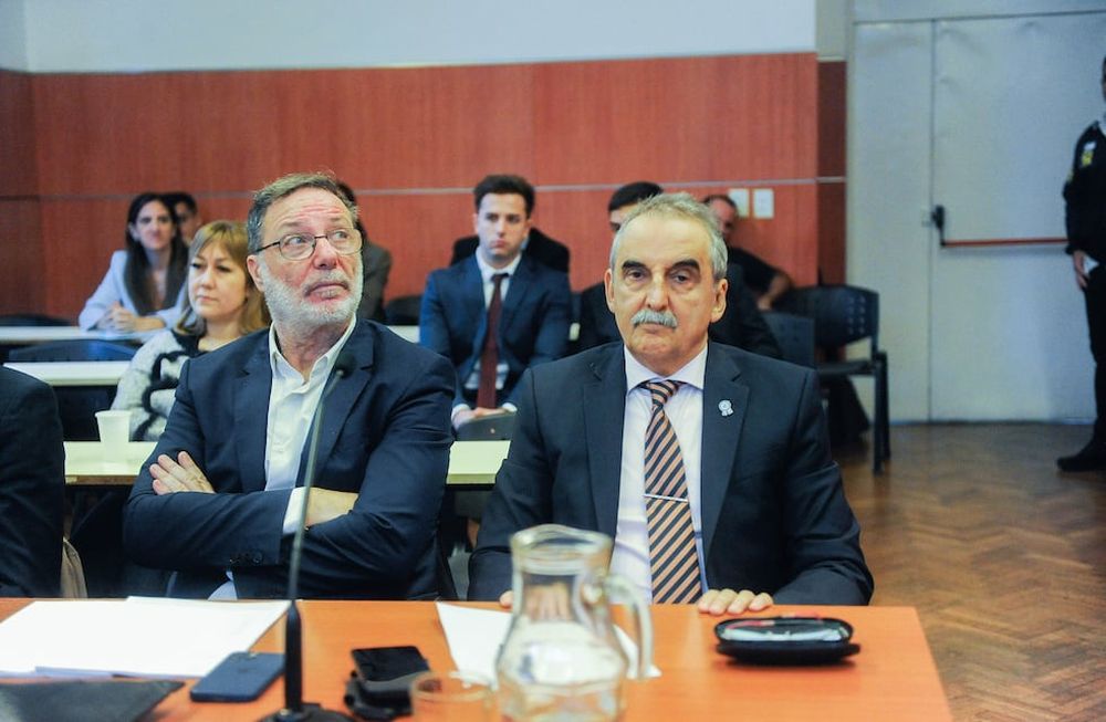 Juicio del Indec por las estadisticas. Comodoro Py Argentina. Guillermo Moreno su abogado Alejandro Rua Beatriz Paglieri Foto Federico Lopez Claro