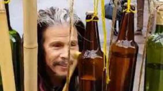 El cantante de Aerosmith se hizo pasar por músico callejero