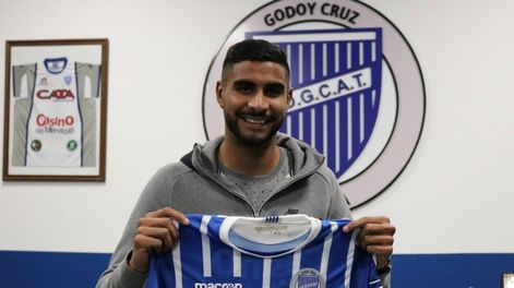 Godoy Cruz presentó oficialmente a su último refuerzo