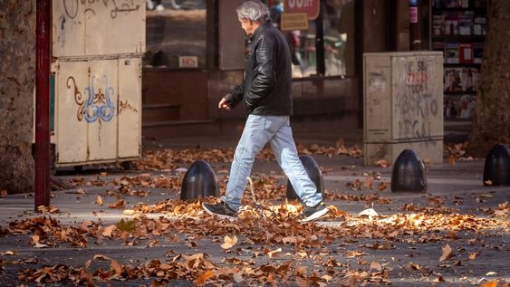 Para este viernes ell viento Zonda bajo al llano y con rafagas de fuerte intesidad en la ciudad de Mendoza. Foto: Ignacio Blanco / Los Andes