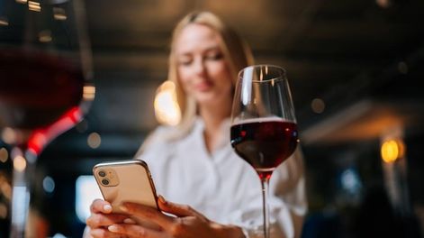 Los Andes | Hace casi una década comenzó una discusión tanto en la academia como en el ámbito empresarial sobre la necesidad de basar el éxito del negocio vitivinícola en activos más livianos.