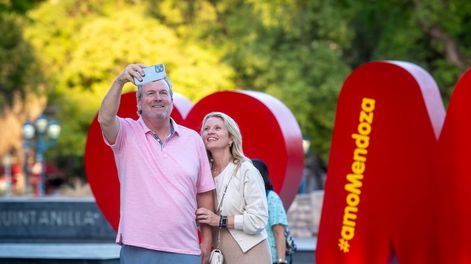 Los Andes | Turismo: la ocupación está entre las más bajas de la última década para la época y los extranjeros “están salvando el verano” en Mendoza. Foto: Ignacio Blanco / Los Andes