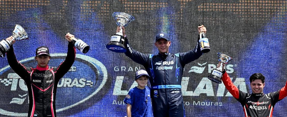 El menor de los Maggini hizo historia en su estreno en TC Mouras al consagrarse como ganador de la primera fecha del campeonato que se corrió en el Autódromo de La Plata.&nbsp;