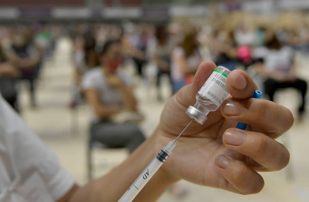 La cifras oficiales que comunicó el ministerio de salud respecto a los vacunados que se contagiaron de covid. Foto: Orlando  Pelichotti