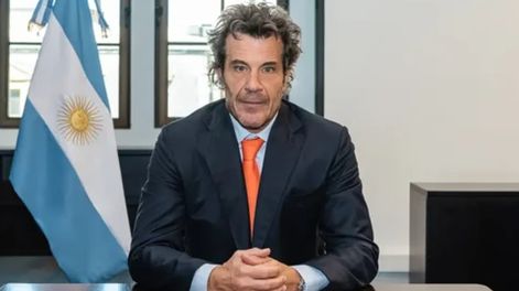 El titular de la UIF, Paul Starc, viajará a EE.UU. para reunirse con el FinCEN.