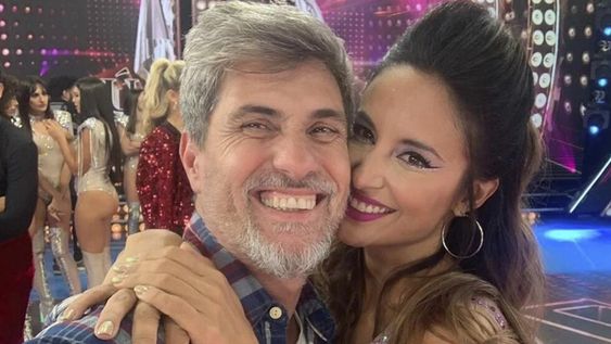 El blooper del Chato Prada: se cayó a la pileta mientras la limpiaba