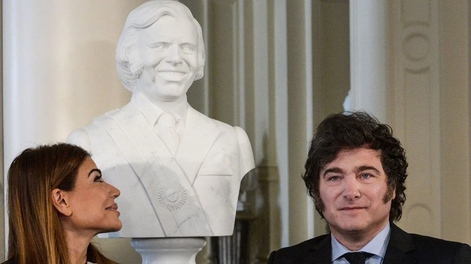 Sáquela del colchón: la metáfora de Carlos Menem que hoy cobra vigencia con el Gobierno de Milei.