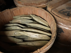El extraño proceso del katsuobushi, el pescado fermentado que parece madera