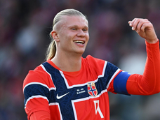 Erling Haaland y la dieta de la Selección Noruega: queso, pescado y jugos naturales. Erling Haaland y la dieta de la Selección Noruega: queso, pescado y jugos naturales.