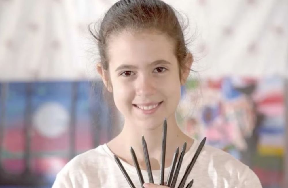 Juanita Milagros Sirimarco Díaz era abanderada del Instituto Cristiano República Argentina (ICRA) y el caso trascendió en las últimas horas cuando se confirmó que la adolescente falleció luego de sufrir molestias el martes pasado cuando regresó de su viaje de egresados en Córdoba.   Gentileza