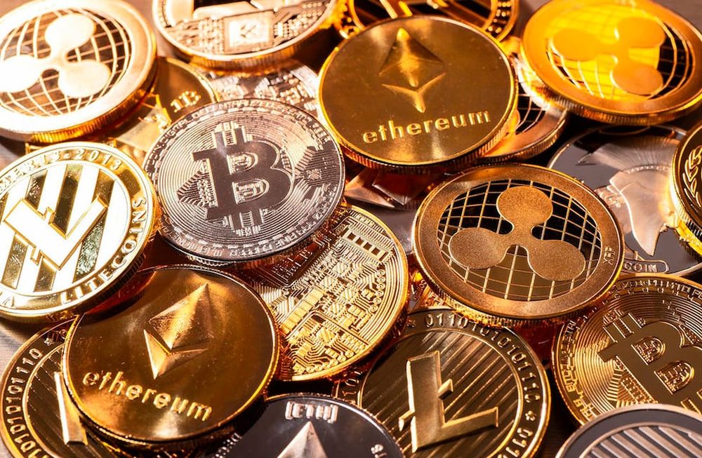 Tres de cada cuatro jóvenes estarían dispuestos a invertir en criptomonedas.