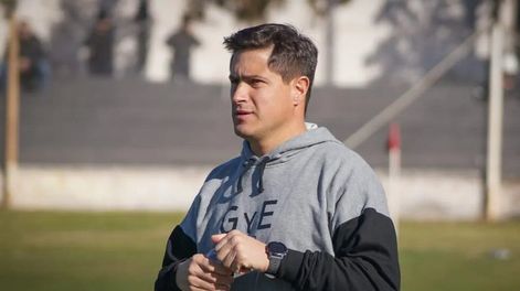Los Andes | Ezequiel Medrán, el DT del Lobo, clave en el este momento imbatible del equipo. / Gentileza.