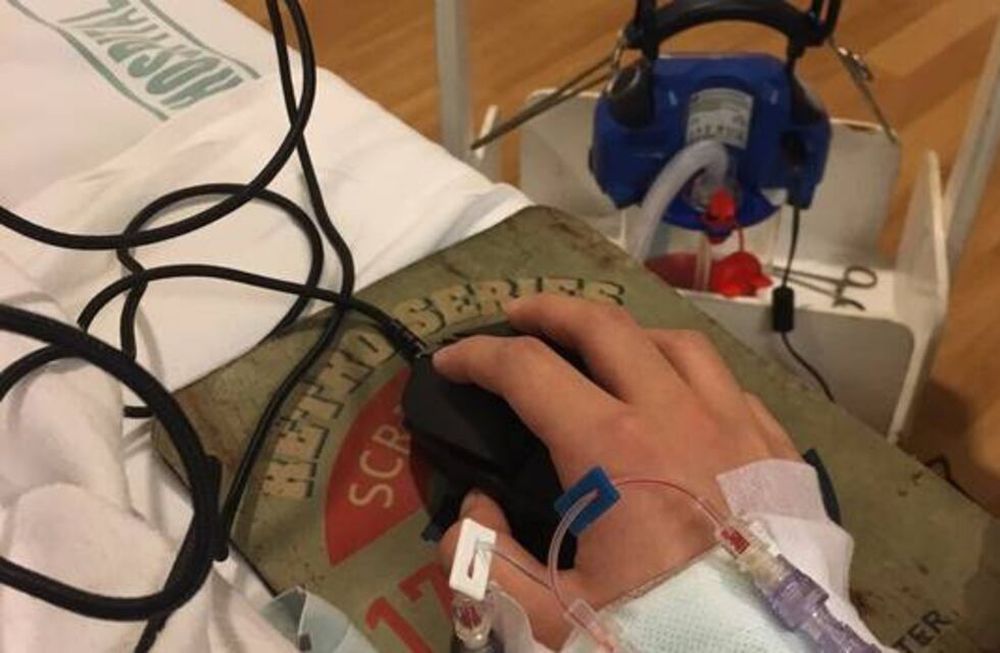 Emocionante. Gana un torneo de eSports desde el hospital