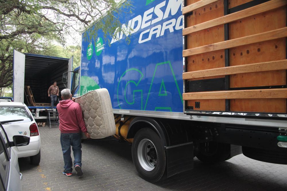 Colecta solidaria para las víctimas del temporal en Bahía Blanca