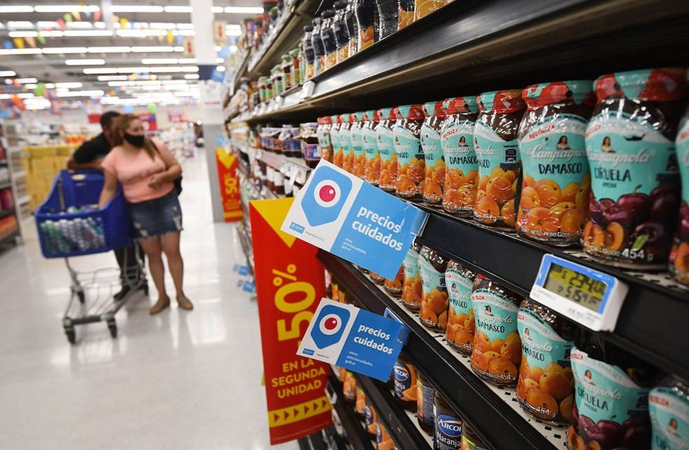 Los alimentos aumentaron 7,2 puntos porcentuales más que el promedio de los salarios en los últimos doce meses.