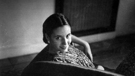 Evita, más allá de la creencia - Mariana Garzón Rogé