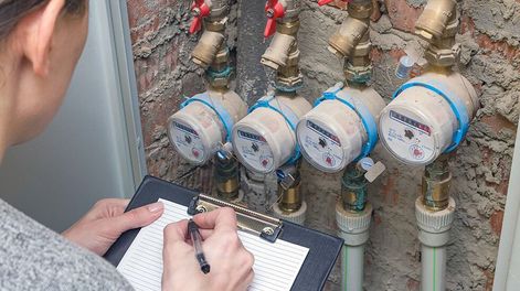 Los Andes | Los nuevos dispositivos tienen un sistema de telemedición y no requieren del trabajo de los clásicos lecturistas que visitan los domicilios. Foto: Los Andes