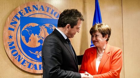 Sergio Massa junto a la directora gerente del Fondo Monetario Internacional, Kristalina Georgieva. (FMI)