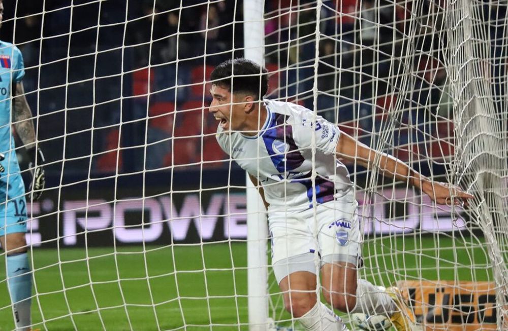 Salomón Rodriguez, convirtió el segundo gol del Tomba en el triunfo ante Tigre. / Gentileza: Prensa Godoy Cruz.