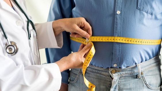 La obesidad y sobrepeso pueden volverse disfuncionales y predisponer al individuo al desarrollo de muchas complicaciones médicas.