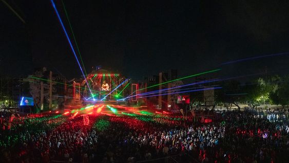 Cazzu hizo bailar a más de 20 mil personas en la segunda noche de la Vendimia de Ciudad