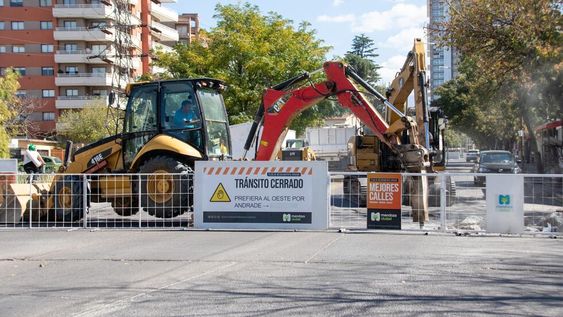 Atención automovilistas: por obras, queda cerrado un tramo de Mariano Moreno en Ciudad