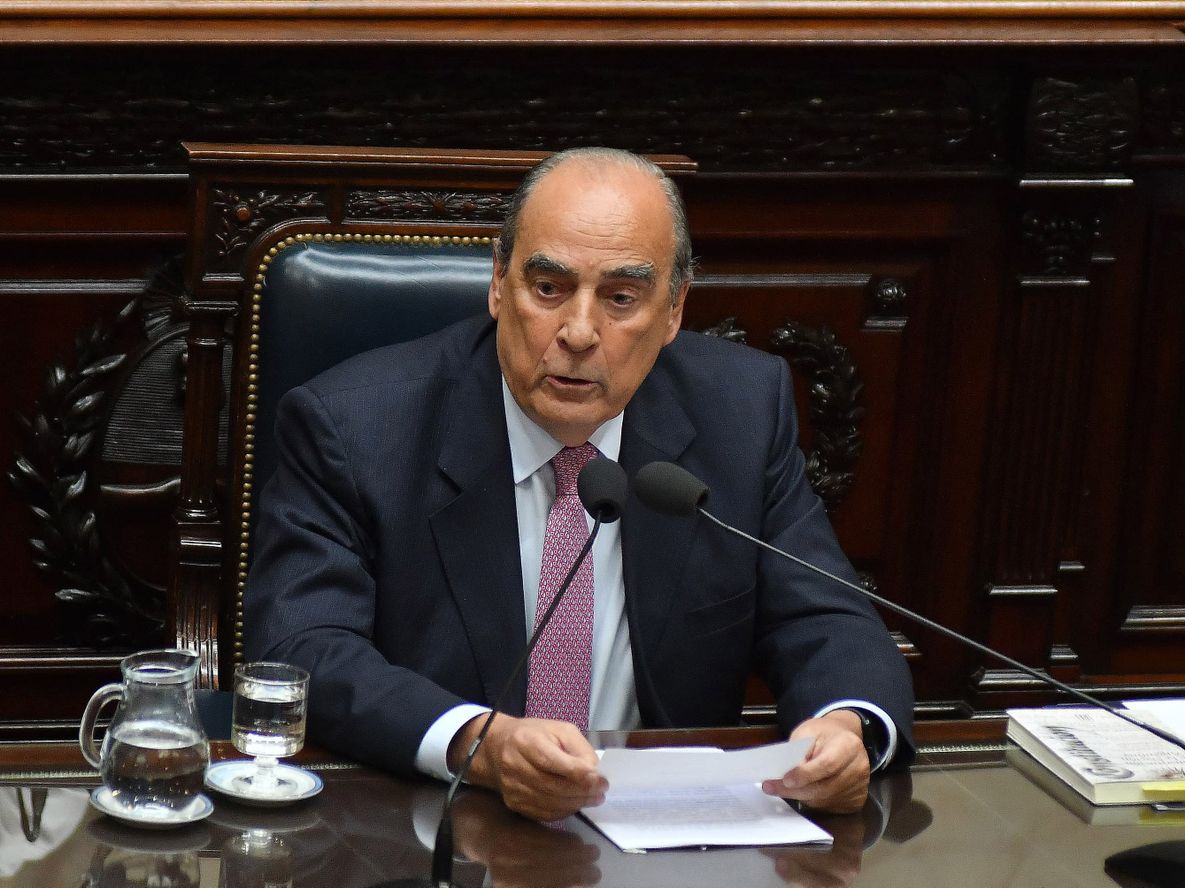 Guillermo Francos minimizó la marcha a favor de Cristina Kirchner y afirmó que deberían darle la domiciliariaGuillermo Francos en la Cámara de Diputados. Guillermo Francos minimizó la marcha a favor de Cristina Kirchner y afirmó que deberían darle la domiciliariaGuillermo Francos en la Cámara de Diputados.
