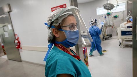 Los Andes | Los quirofanos de la nueva guardia del Hospital Central acondicionados para Guardia Covid y terapia intensiva con respirador para pacientes críticos. Foto: Ignacio Blanco / Los Andes