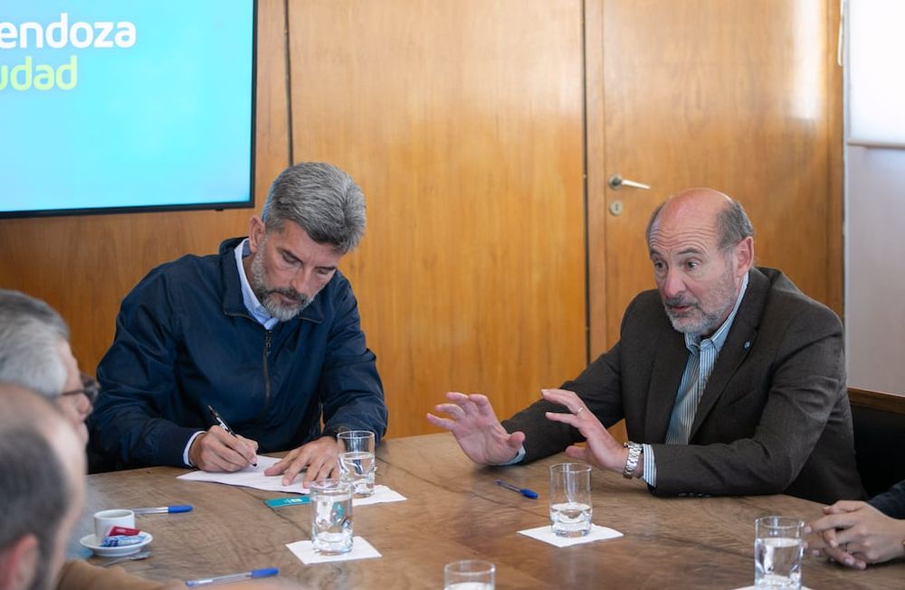 La Ciudad se acercó a UTHGRA para hacer sinergia y luego sumó a AEHGA para detectar los perfiles necesarios para emplear en el sector. Junto a la UNCuyo se definió el programa - Foto Gentileza