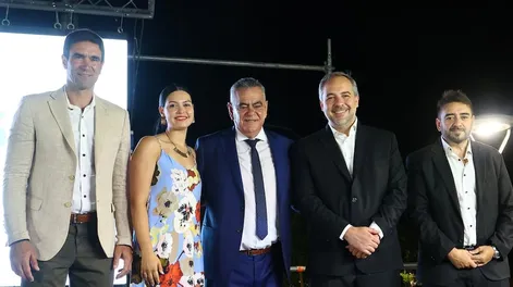 Los intendentes peronistas Emir Andraos (Tunuyán), Flor Destéfanis (Santa Rosa), Edgardo González (Lavalle), Matías Stevanato (Maipú) y Fernando Ubieta (La Paz).