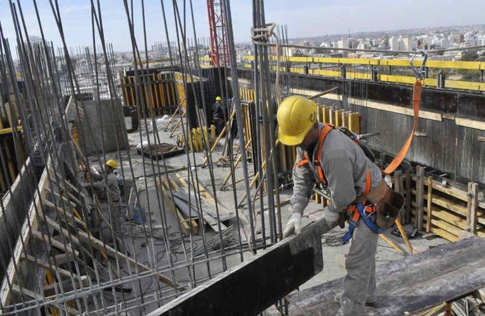 El Índice Construya de agosto con una leve baja