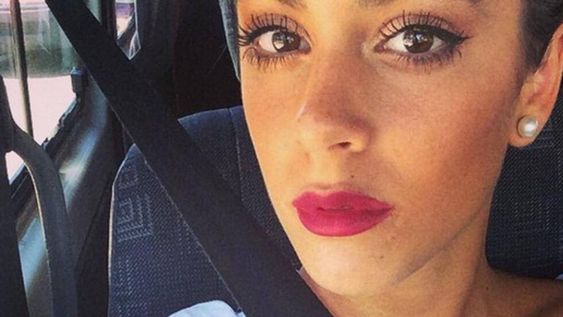 Tini Stoessel: selfies y nada de maquillaje
