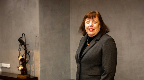 Virginia Gamba (72) experta argentina en asuntos de Defensa, Seguridad y resolución de conflictos armados