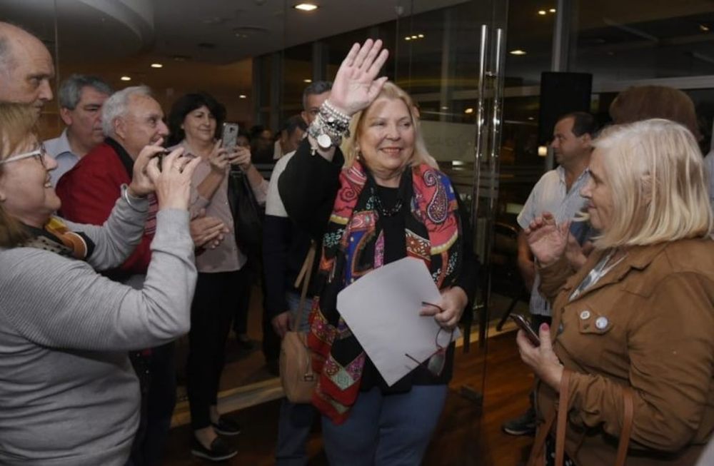 Carrió dijo que no llegó a la presidencia por no “transar con el poder”